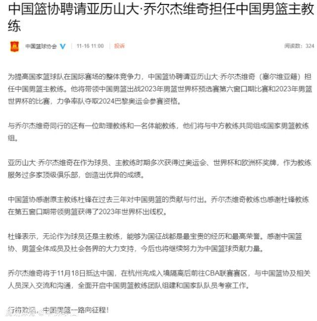 　　　　题目就出在根底上，任何步履、任何革命，都应有它的理论根本和实际根本，贝恩制造这场社会革命的根底，即影片对实际根本的构建，回忆起来是恍惚的。